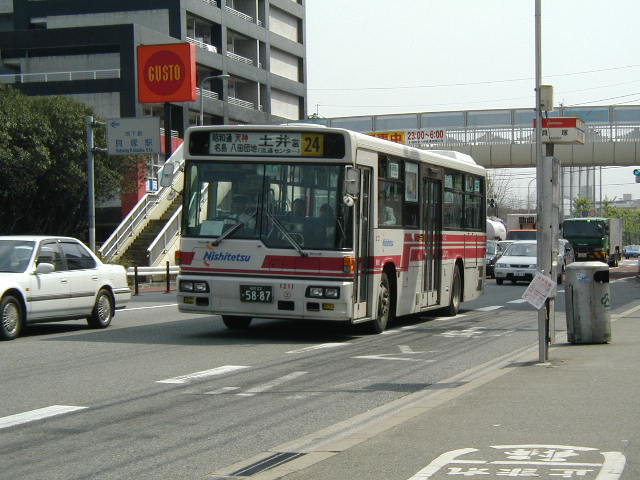 �y��P�Q�P�P