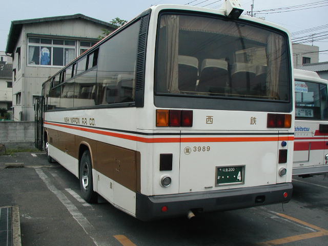 �}�E�}�L�R�X�W�X