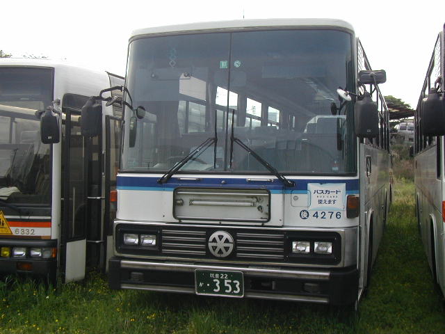 �}�L�S�Q�V�U