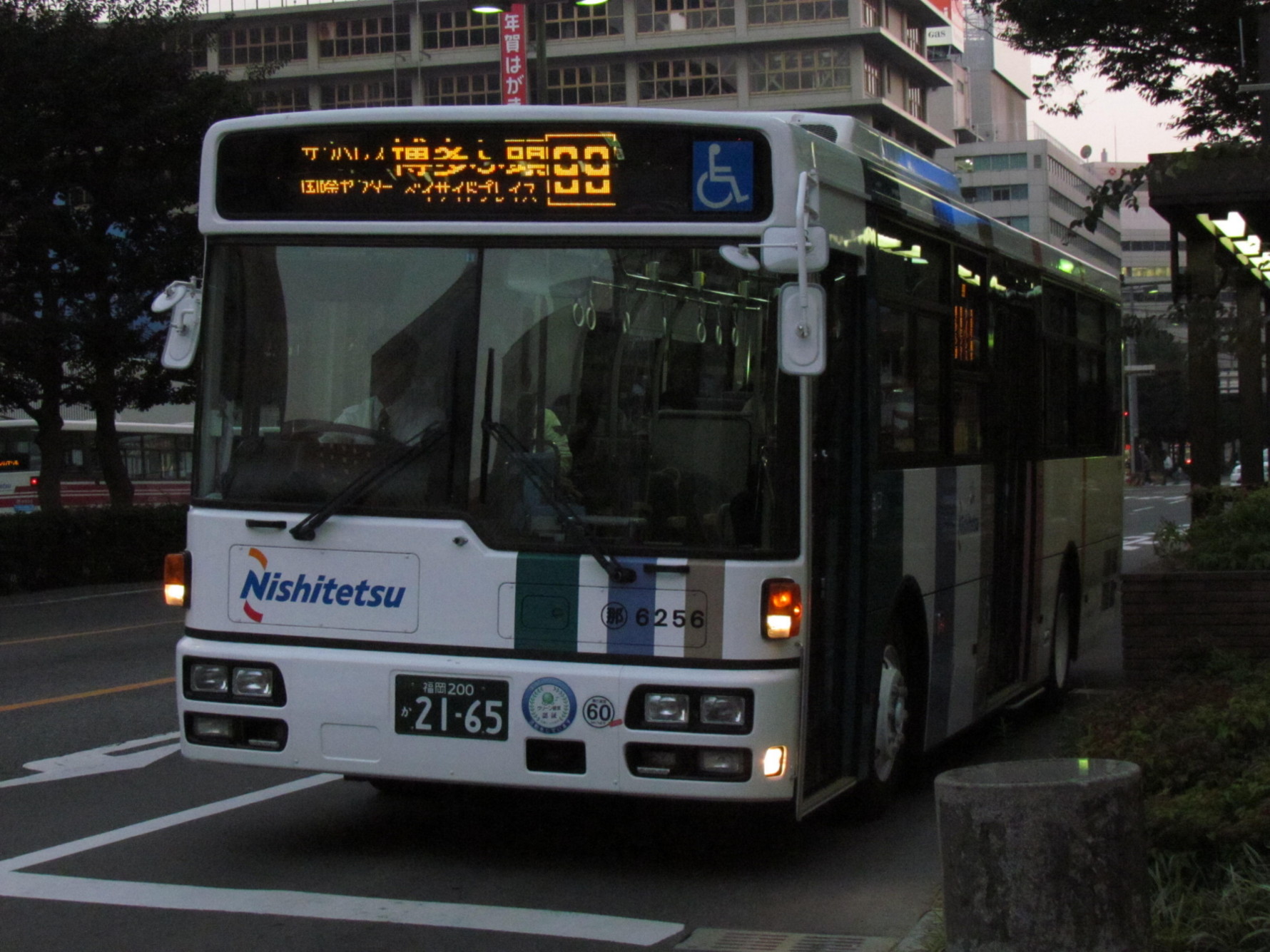 �߉ϐ�U�Q�T�U